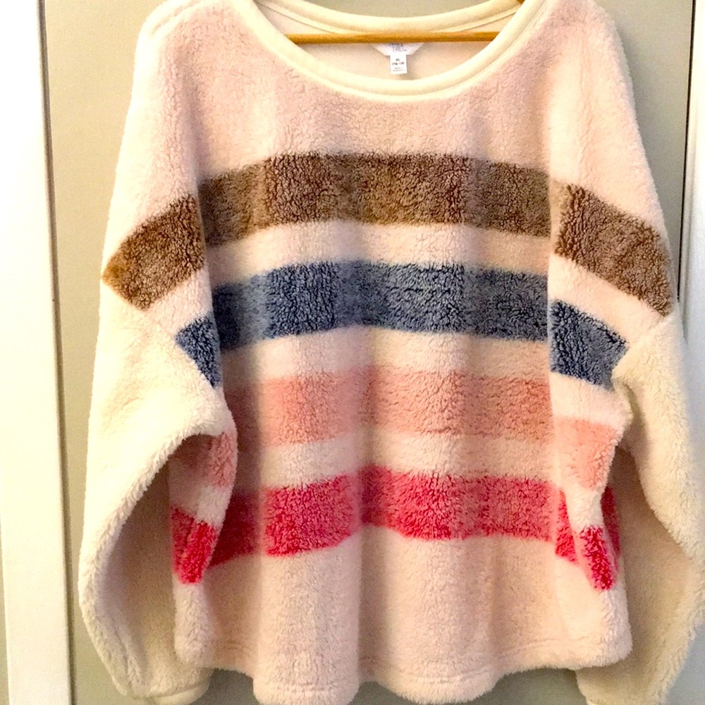 Super soft time and tru Sweater.